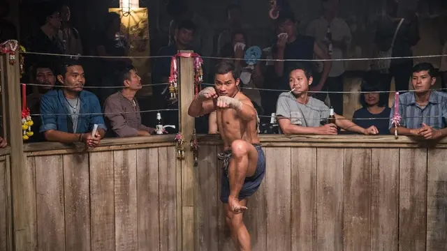 Salah satu adegan film Triple Threat. (Foto: Dok. Hamilton Entertainment/ SC Films Thailand Co./ Arclight Films/ IMDb)