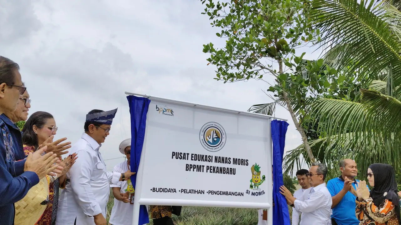 Wakil Menteri Transmigrasi (Wamentrans) Viva Yoga Mauladi di Balai Pengembangan Pemukiman Masyarakat Transmigrasi (BPPMT) di Pekanbaru, Riau.