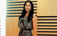 Inspirasi Dress Panjang Happy Salma untuk Wanita Usia 45 Tahun, Anggun dan Elegan