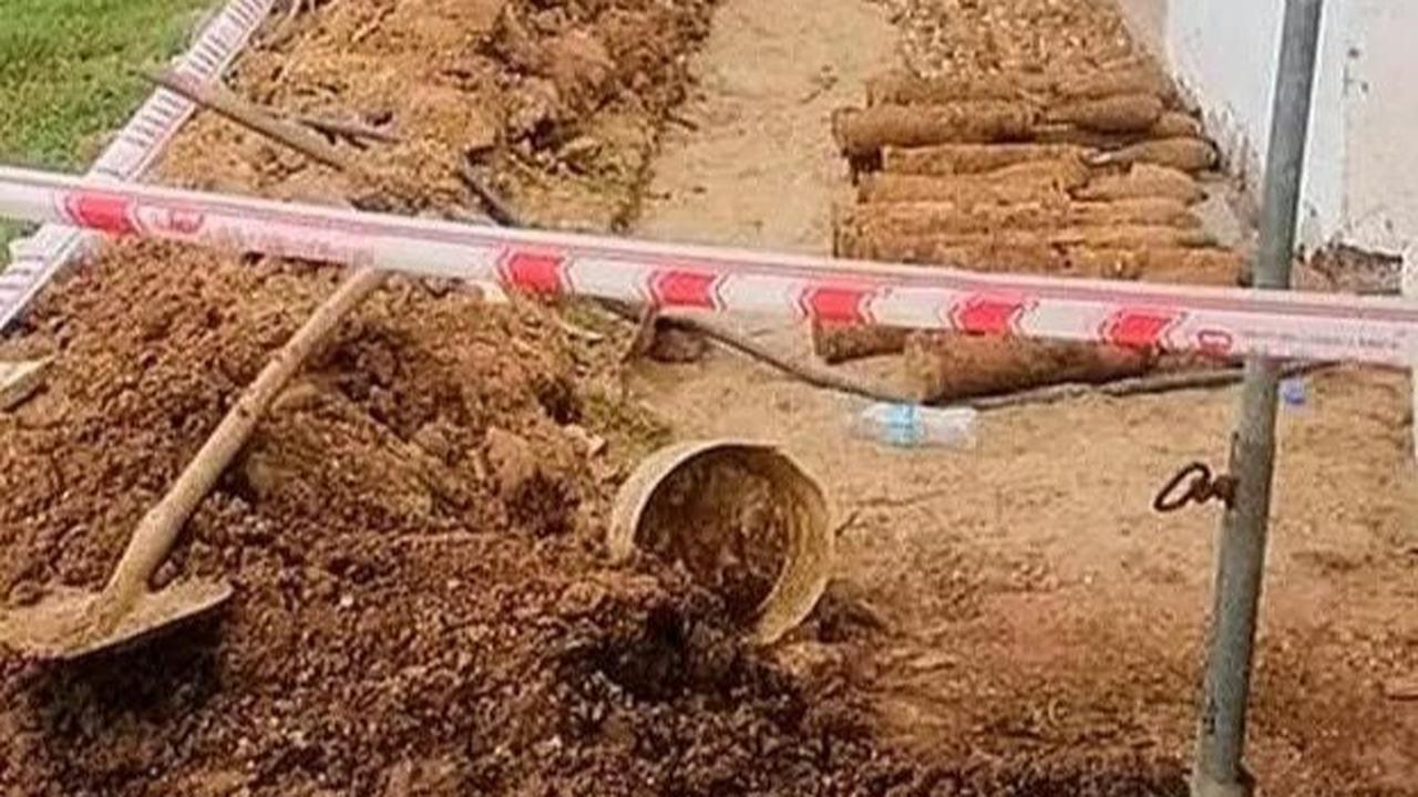Hampir tiga dasawarsa perang saudara, Kamboja dipenuhi dengan ranjau dan berbagai artileri. Sekiatr 4-6 juta ranjau dan artileri yang belum meledak masih terbenam di tanah Kamboja dan korban pun masih berjatuhan hingga kini.