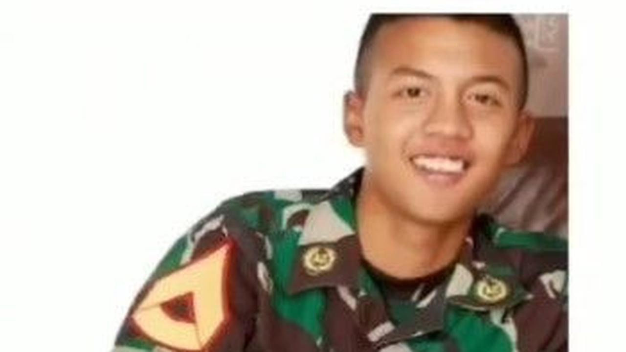 6. Bagas Wicaksono Rahadi Setiawan, Putra dari Arzeti Bilbina, mengejar impian sebagai penerbang di TNI AU.