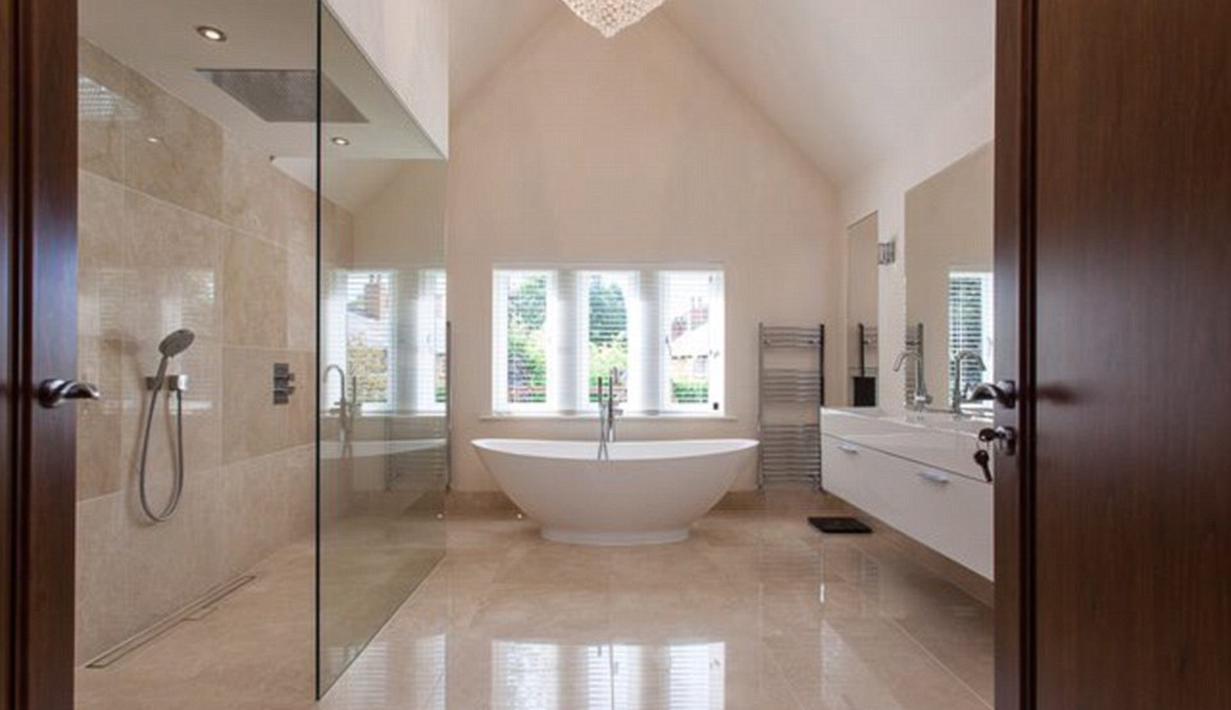 Kamar Mandi elegan yang tak lepas dari sentuhan kemewahan.