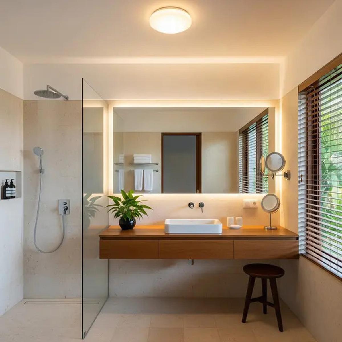 9 Model Desain Kamar Mandi Dalam Kamar, Solusi Privasi dan Estetika Modern