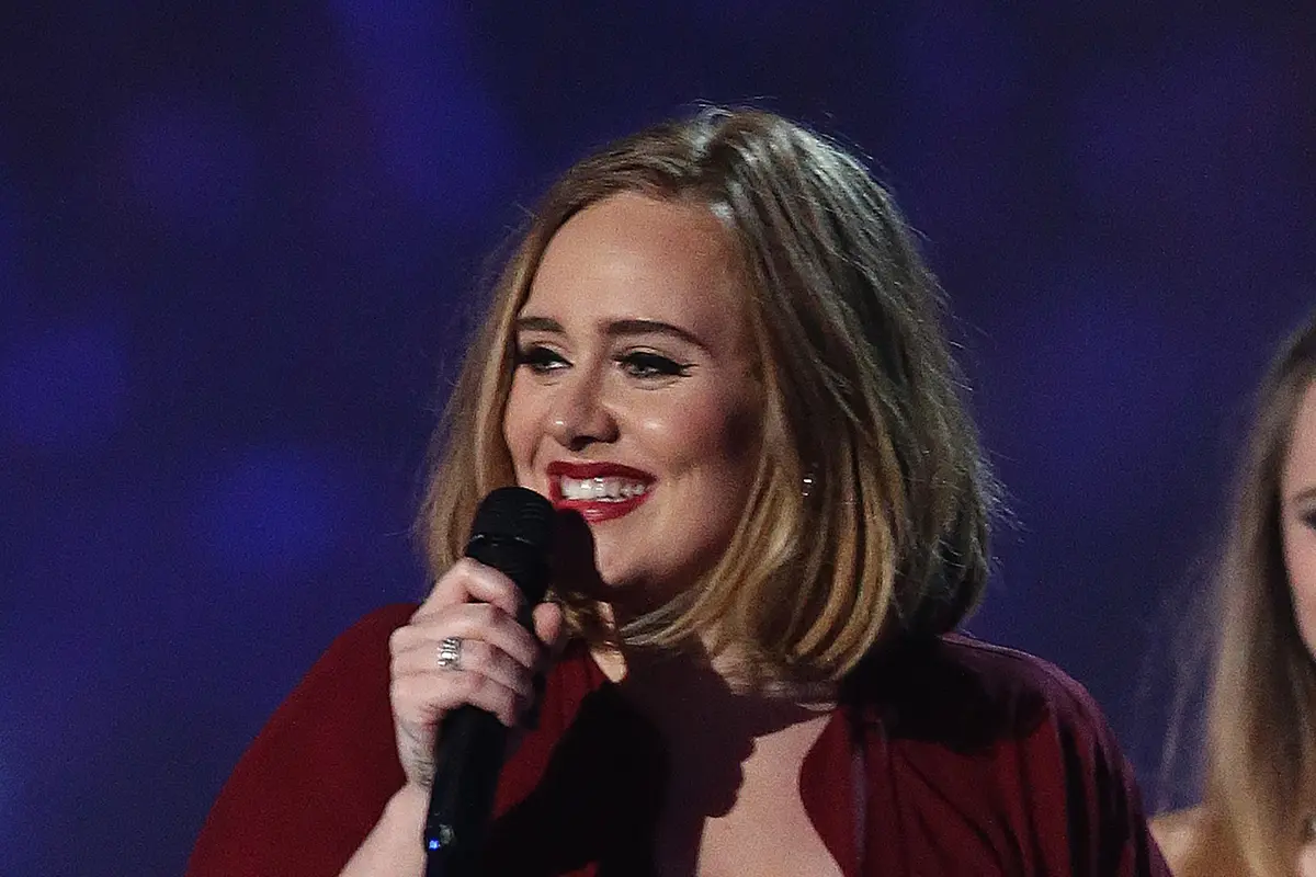[Bintang] Adele