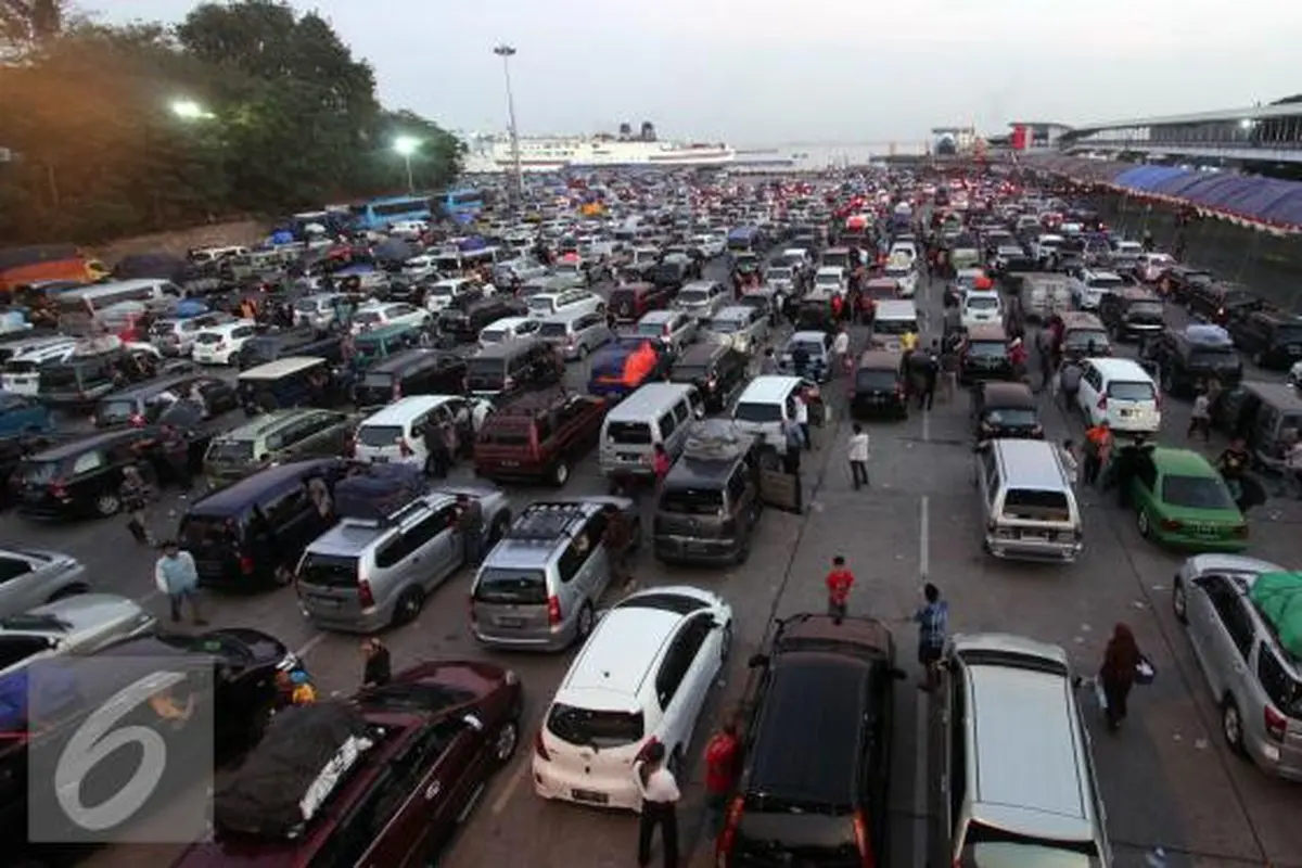 Kemacetan lalu lintas mudik lebaran 2016