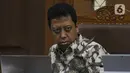 Terdakwa dugaan suap jual-beli jabatan di lingkungan Kemenag, M Romahurmuziy saat menjalani sidang lanjutan di Pengadilan Tipikor, Jakarta, Rabu (27/11/2019). Sidang mendengar keterangan dua orang saksi, Roziqi dan Abdul Wahab. (Liputan6.com/Helmi Fithriansyah)