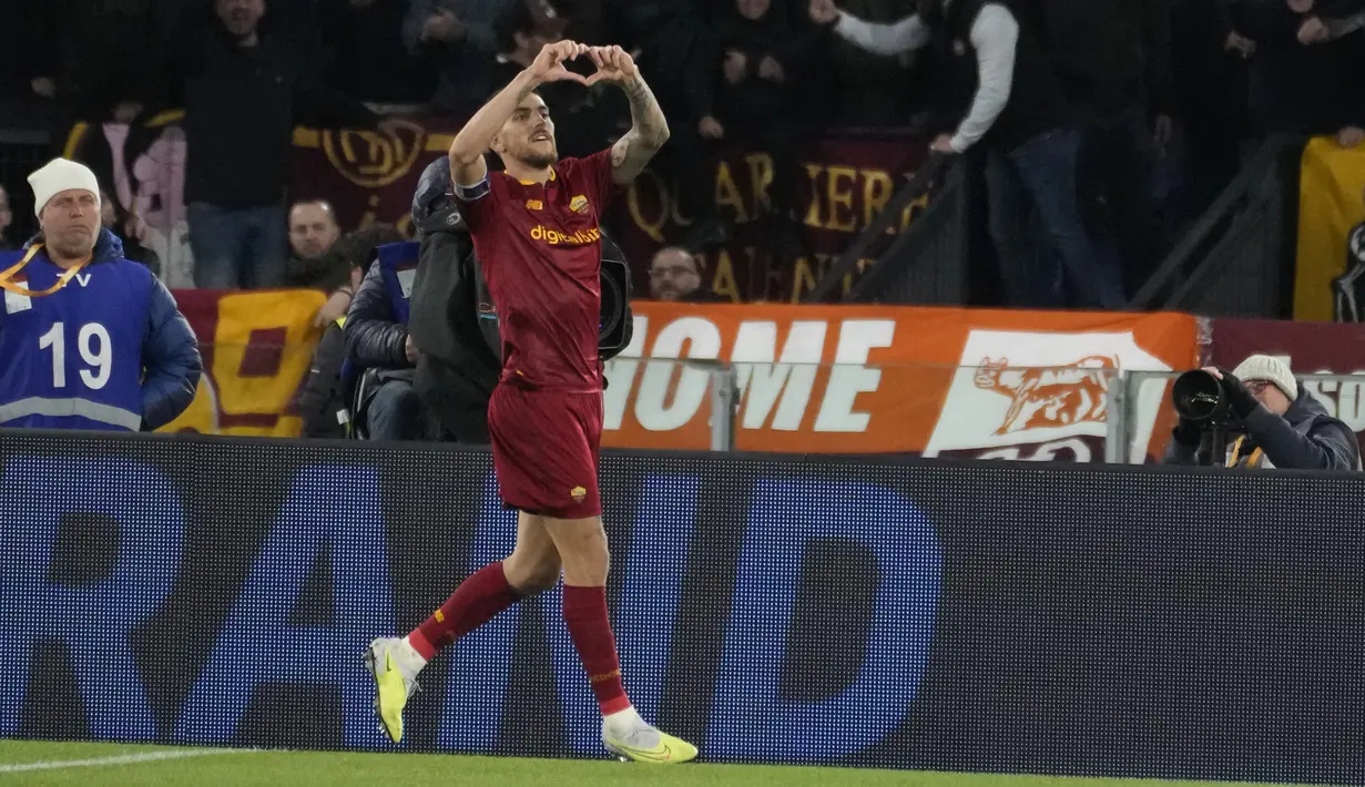 <p>Di babak kedua, Roma menggandakan keunggulan pada menit ke-56 lewat gol Lorenzo Pellegrini. (AP Photo/Andrew Medichini)</p>