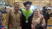 Rachmat Irianto menyelesaikan S-1 Pendidikan Jasmani, Kesehatan, dan Rekreasi (PJKR), Universitas Negeri Surabaya (Unesa). (Dok Pribadi)