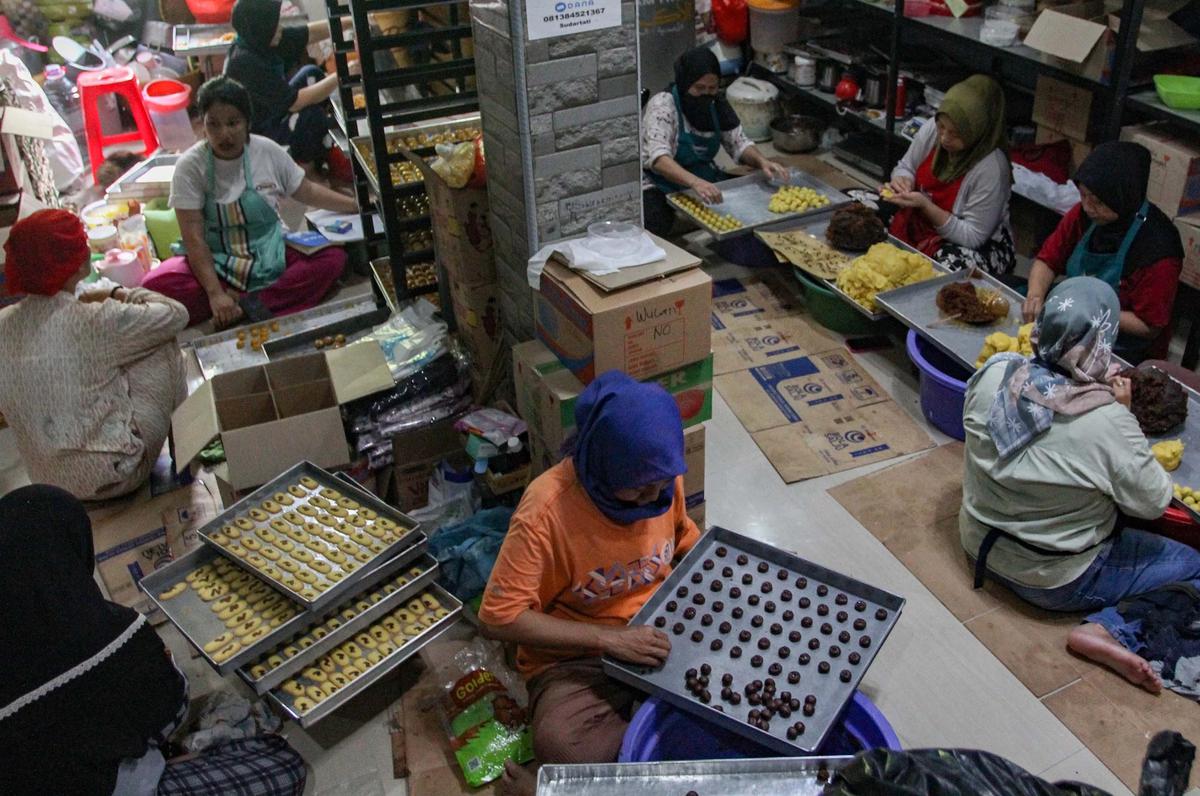 FOTO: Produksi Kue Lebaran Kampung Nastar Meningkat Jelang Lebaran