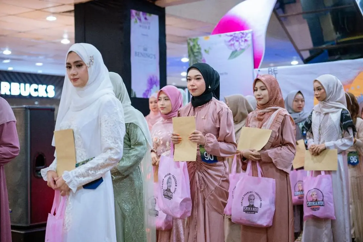 Srikandi Ganjar Kaltim kembali menggelar kegiatan positif untuk milenial yaitu Muslimah Fashion Show (Istimewa)
