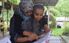10 Tahun Kolaborasi, Mahasiswa Internasional Belajar Kesehatan Kerja UGM di Desa Batik Giriloyo Bantul