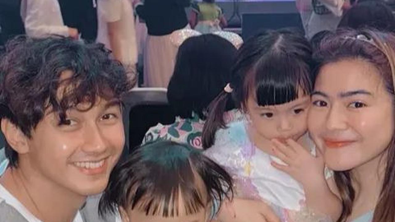 Felicya Angelista kemudian menjelaskan bahwa gaya rambut baru Caesar Hito ini sebenarnya untuk kebutuhan syuting.