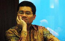 Sial Angka 13, Kaki Ananda Sukarlan Patah