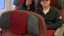 Dalam akun Instagram milik Kalina, ia terlihat mengunggah fotonya bersama dengan sang kekasih. Egat dan Kalina terlihat sedang berada di dalam pesawat dan bersiap untuk berlibur bersama. (Liputan6.com/egatsacawijaya)