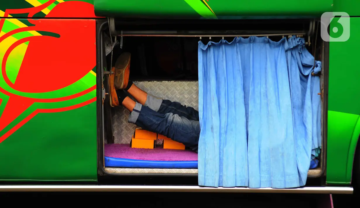 Adapun dalam mudik gratis ini jumlah pemudik paling banyak berasal dari pemudik dengan tujuan Jawa Tengah, berjumlah 19.068 orang. (merdeka.com/Imam Buhori)