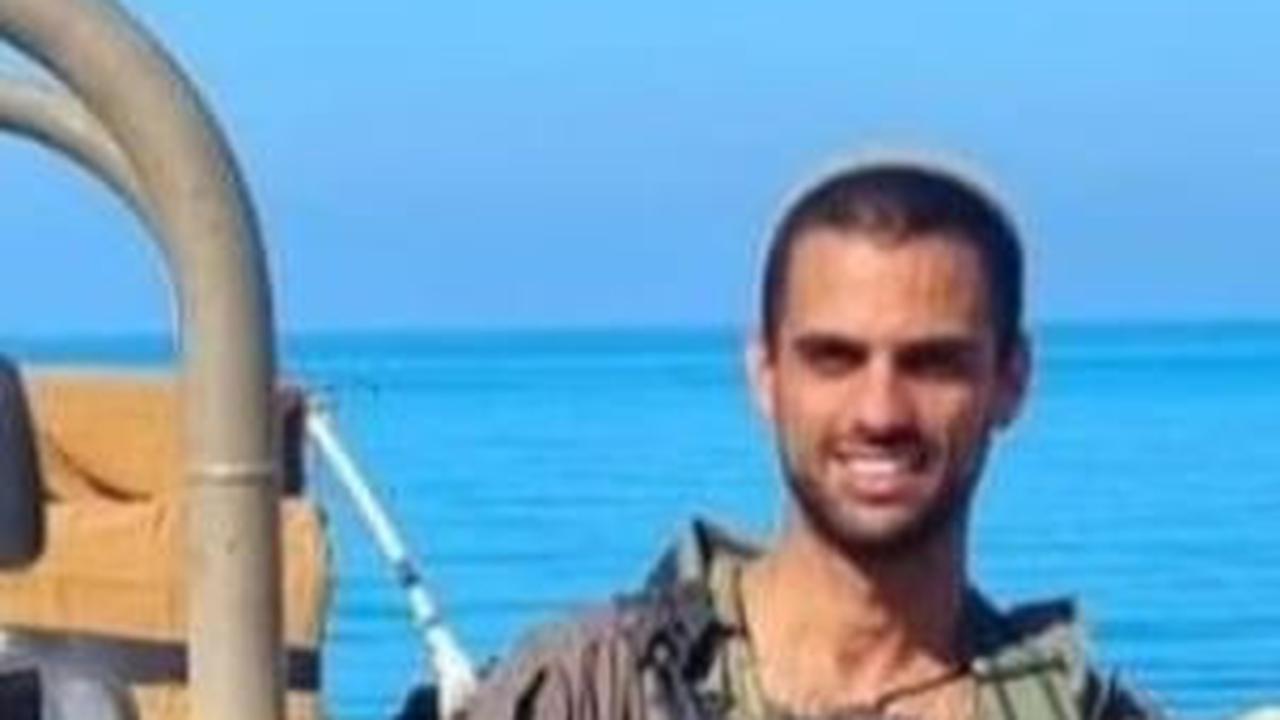 Tentara Israel ini dengan Angkuhnya Hancurkan Foto Kubah Batu Masjid Al-Aqsa, Tak Lama Langsung 'Kualat' Tewas Mengenaskan