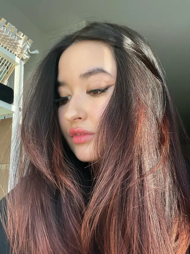 7 Potret Terbaru Stephanie Poetri yang Kini Tengah Menjadi Sorotan