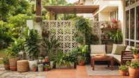 7 Kombinasi Warna Roster dan Tanaman untuk Teras yang Bikin Rumah Makin Sejuk dan Natural