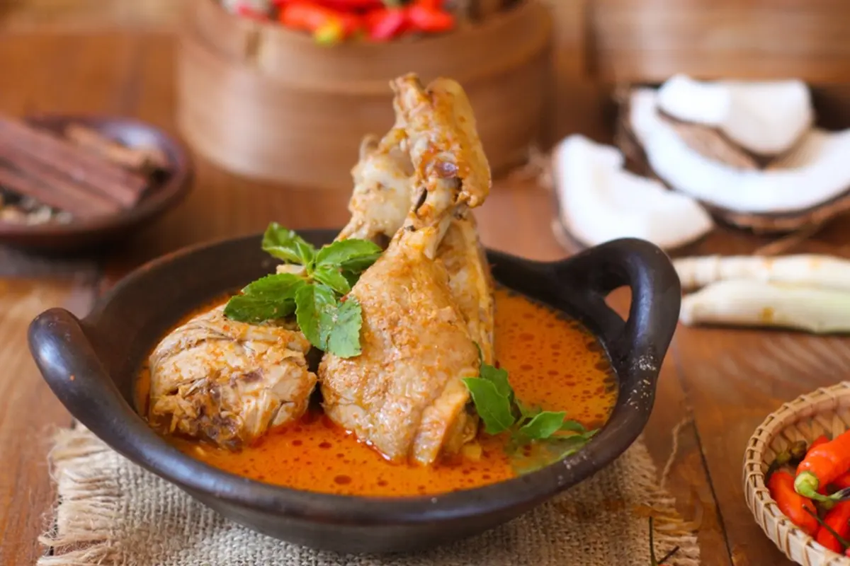 ayam gulai khas padang