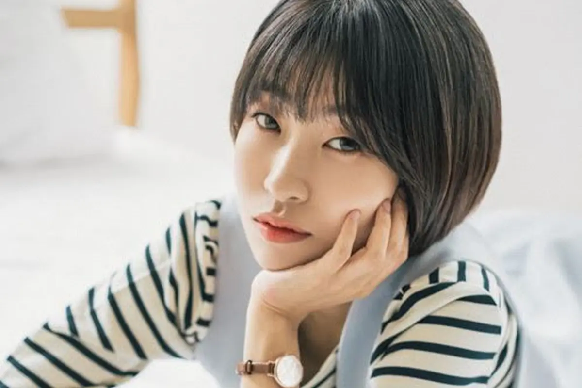 Komedian Lee Se Young
