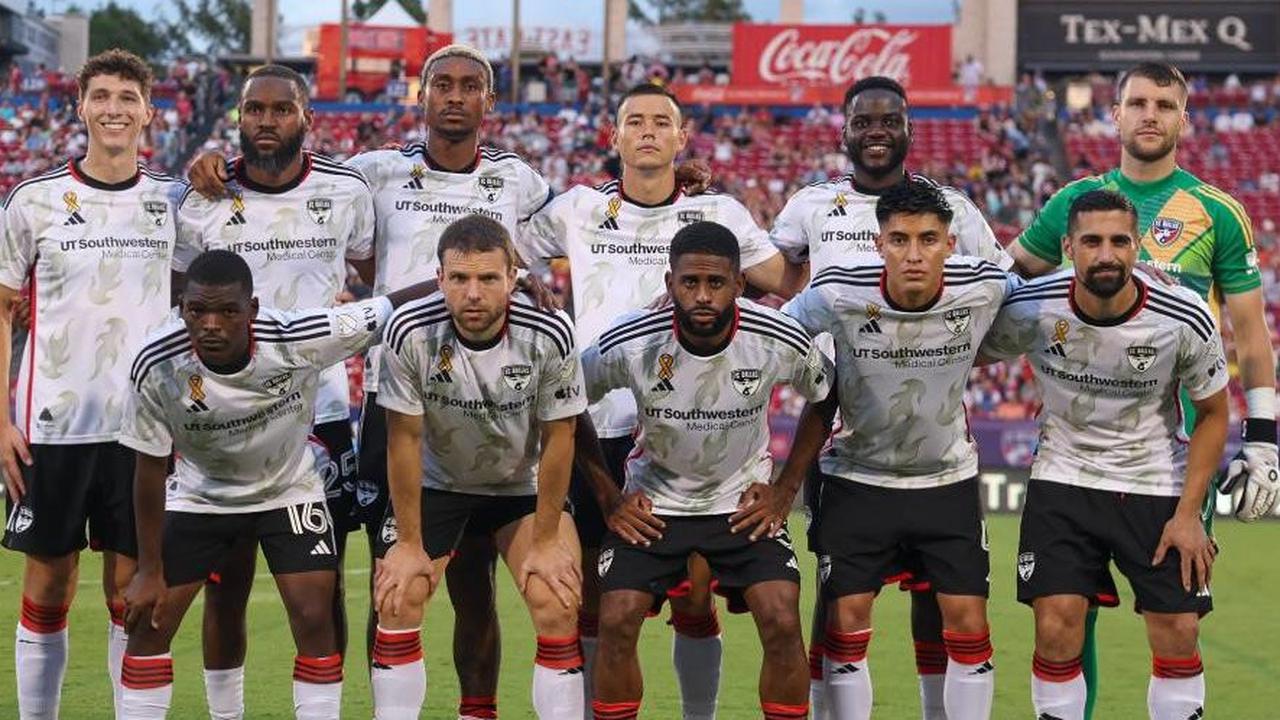 FC Dallas Umumkan Maarten Paes Cedera