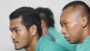 Kiper timnas Indonesia U-19, Awan Setho, serius mendengarkan pengarahan jelang keberangkatan untuk mengikuti turnamen Piala AFF U-19 2016. (Bola.com/Vitalis Yogi Trisna)