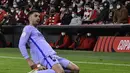 Penyerang Barcelona, Ferran Torres berselebrasi usai mencetak gol ke gawang Athletic Bilbao pada pertandingan babak 16 besar Copa del Rey Cup Spanyol di stadion San Mames di Bilbao, Jumat (21/1/2022). Kemenangan ini mengantar Bilbao melaju ke babak perempat final. (AP Photo/Alvaro Barrientos)