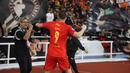<p>Selebrasi pemain Persija Jakarta, Marko Simic setelah menjebol gawang Persis Solo pada laga pekan ke-31 BRI Liga 1 2023/2024 di Stadion Utama Gelora Bung Karno (SUGBK) Senayan, Jakarta, Rabu (17/4/2024) malam WIB. (Bola.com/M Iqbal Ichsan)</p>