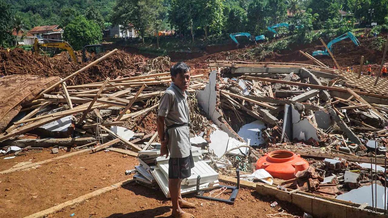FOTO: Tragedi Longsor Majenang, 16 Korban Meninggal dan 7 Belum Ditemukan
