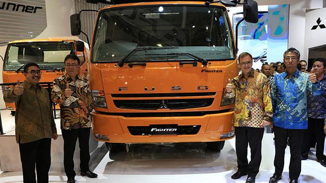 Bisnis Distribusi Lebih Efisien dengan Dukungan Fitur Runner Telematic dari Mitsubhisi Fuso