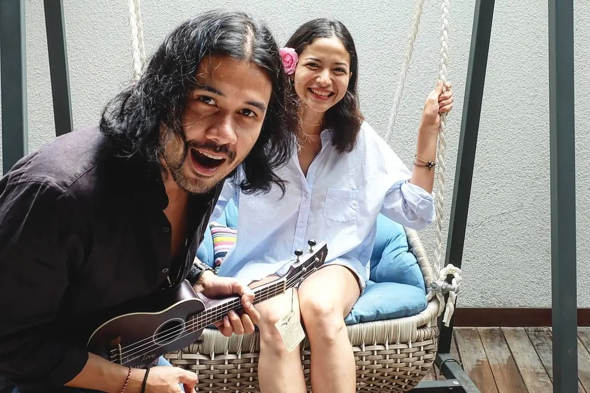 Chicco Jerikho dan Putri Marino --(foto: instagram astoncanggubeachresort)