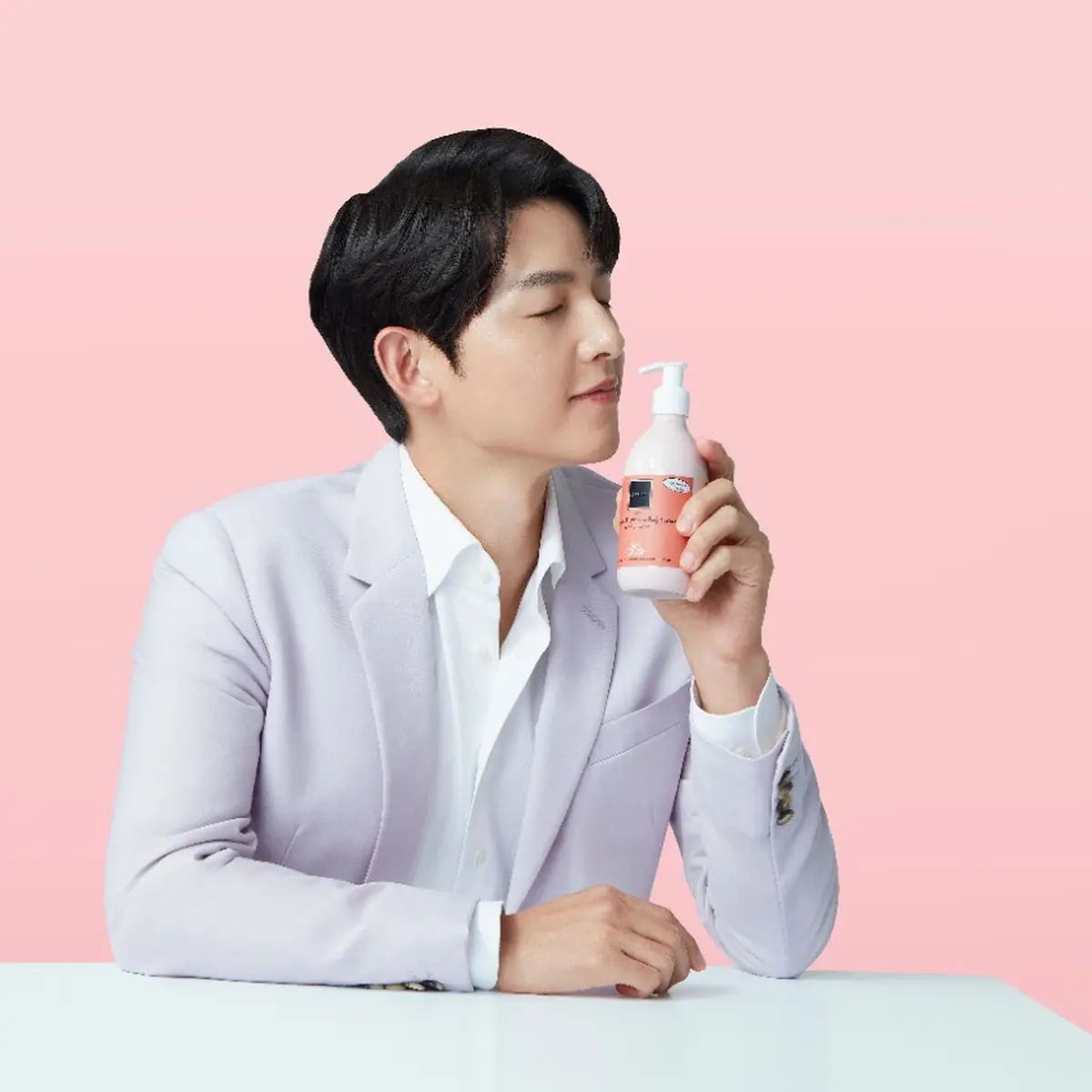 Tampannya Penampilan Song Joong Ki sebagai Wajah Brand Skincare Lokal Ini -  Beauty Fimela.com