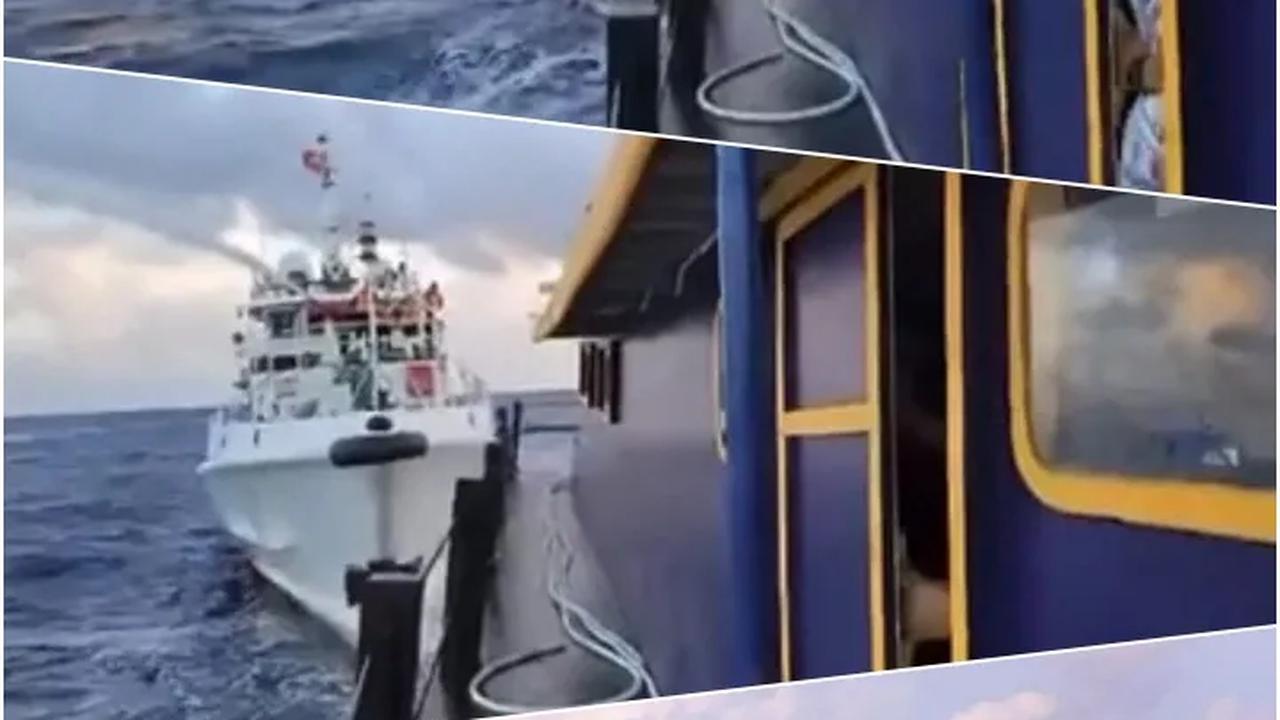FOTO: Laut China Selatan Memanas, Kapal Penjaga Pantai China Tabrak Kapal Filipina hingga Tembakan Meriam