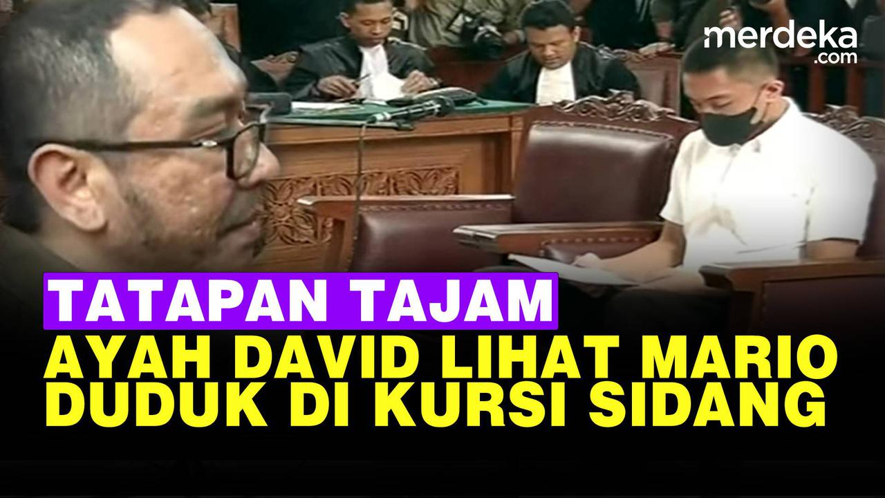 VIDEO: Momen Ayah David Geram Tatap Tajam Mario Dandy di Kursi Sidang