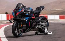 BMW M1000 RR Tampil Makin Sangar, Siap Tampil di WSBK 2025