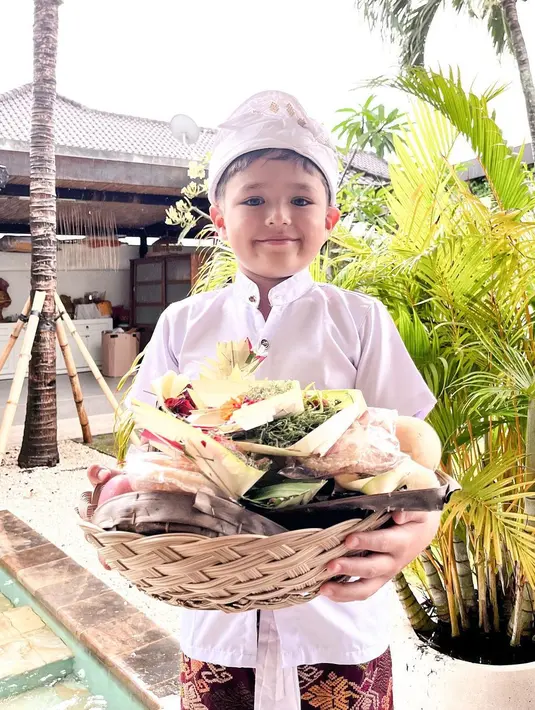 [Instagram/inijedar]