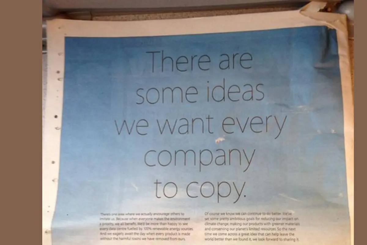 Apple Sentil Samsung Lewat Iklan Koran