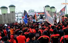 Aliansi Gerakan Buruh Bersama Rakyat Gelar Aksi May Day di DPR, Tegaskan Beda dengan Buruh Monas