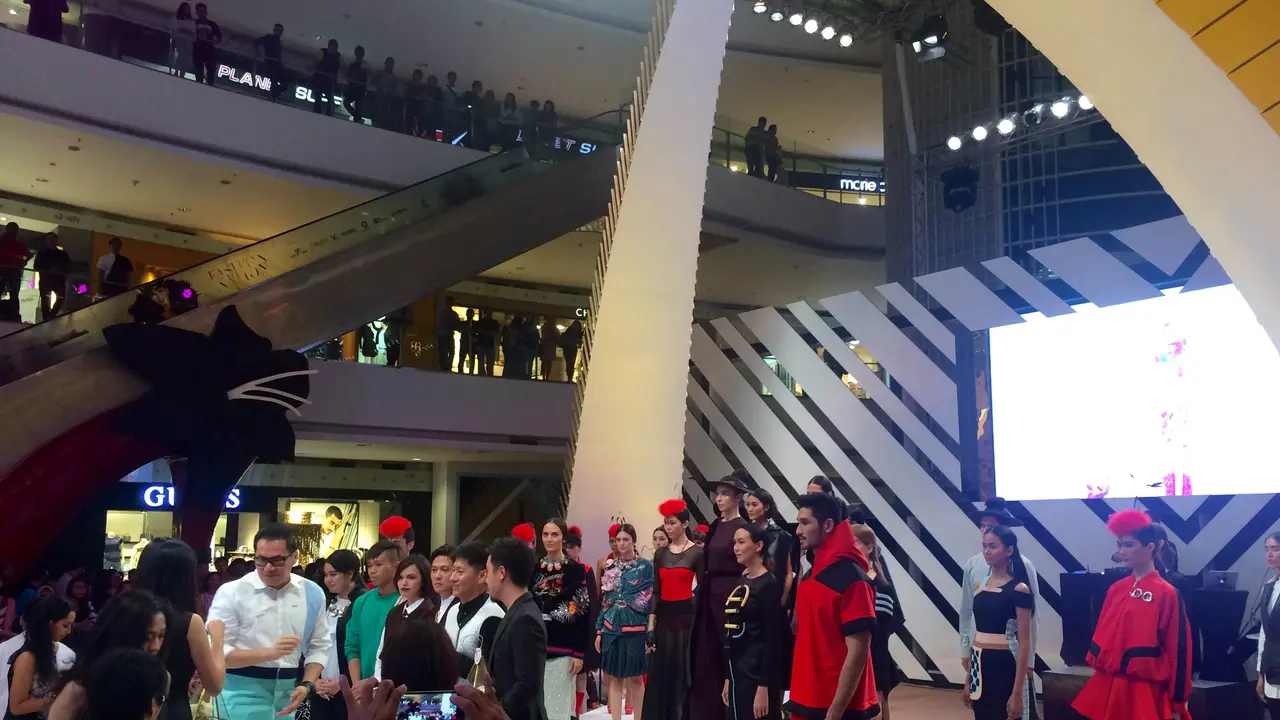 Karya 5 Designer Asia Muda dalam Penutupan Fashion Nation 2016