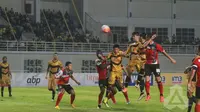 Mitra Kutai Kartanegara vs Persiba Balikpapan pada putaran pertama TSC
