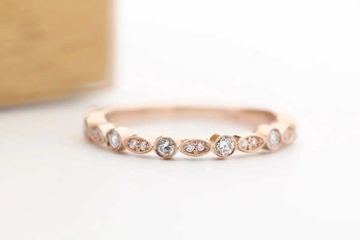 Mimpi Melihat Gelang Emas