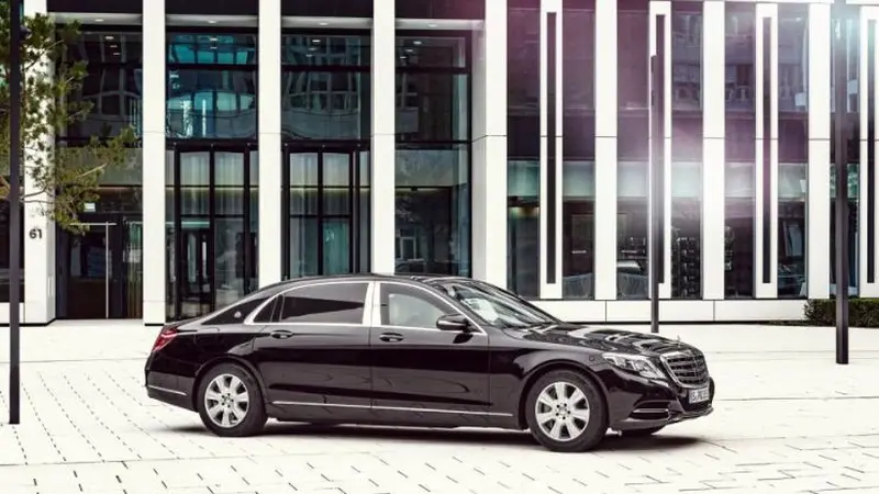 Mercedes-Benz S600 Guard Jadi Mobil Dinas Baru Jokowi (Autocar)