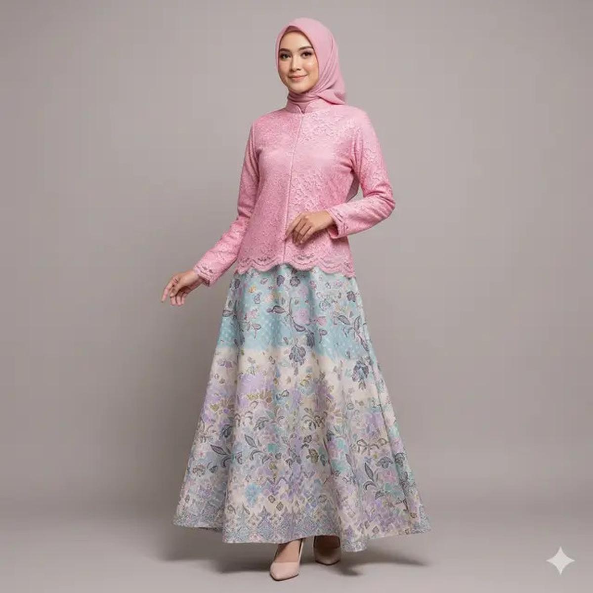 7 Model Gamis Batik Kombinasi Kain Polos Tren 2025, Tampil Anggun dan Modern