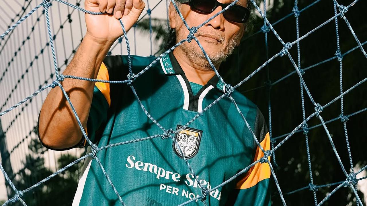 Jersey Ludes dalam 2 Menit! Ini Kisah di Balik Kolaborasi CRSL dengan PSS Sleman