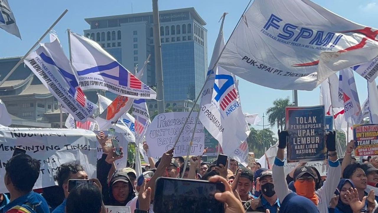 Karyawan Indomaret Gelar Demo, Tagih Upah Lembur dan Tak Mau Diganti Libur