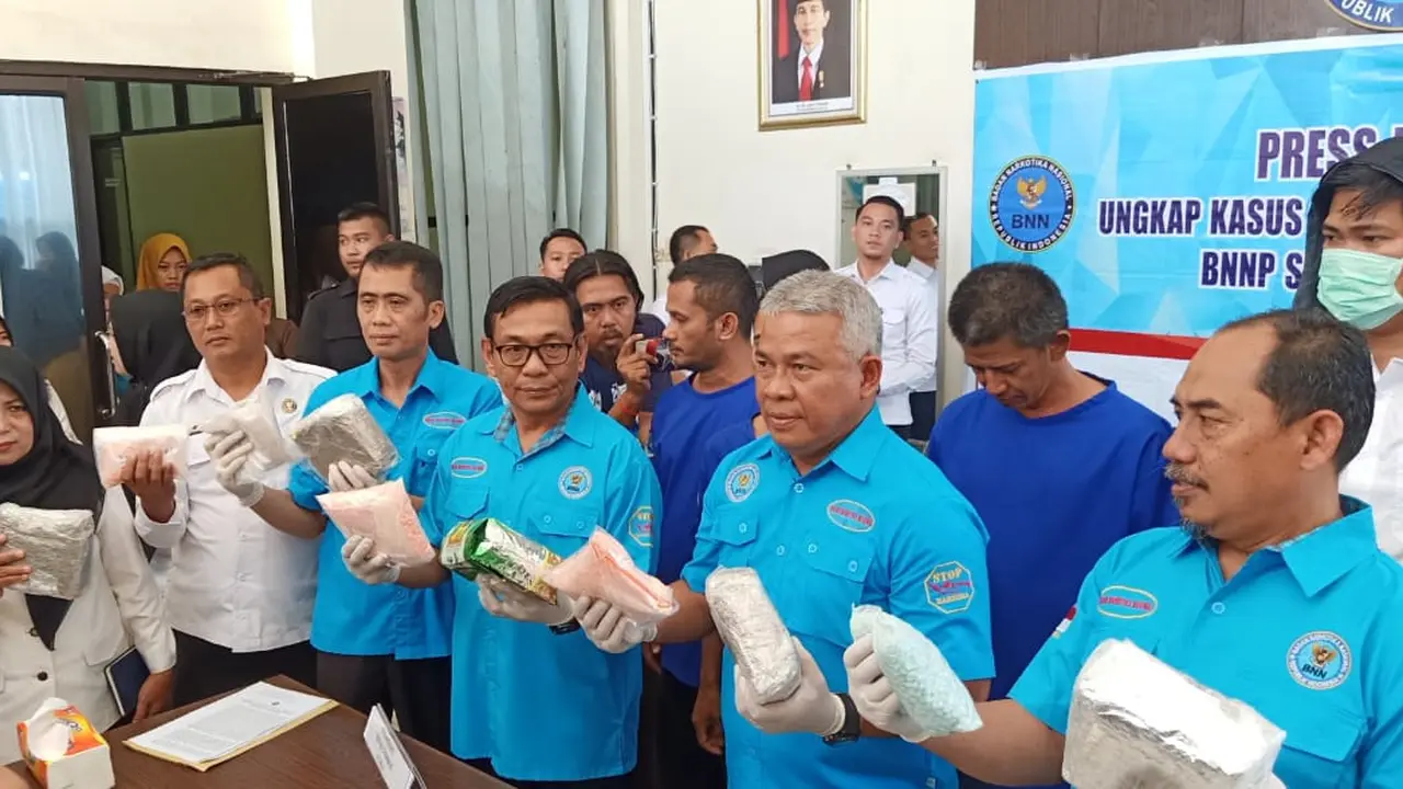 Warga Aceh Jual Paket Ekstasi di Loket Bus Damri Palembang