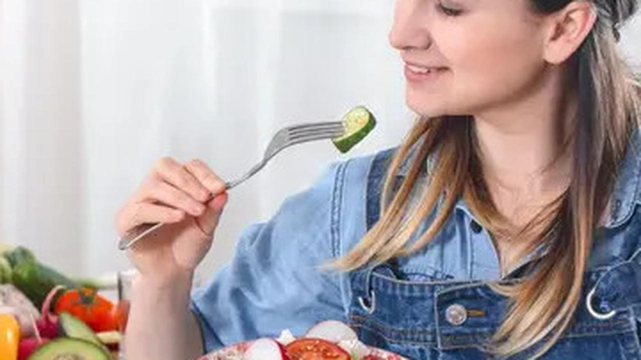 Tips Menurunkan Kolesterol: Perbanyak Serat, Hindari Makan Makanan Manis dan Lemak Jahat