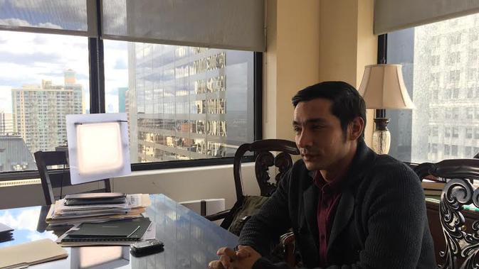 Aktor Bule di Bulan Terbelah di Langit Amerika Ternyata 