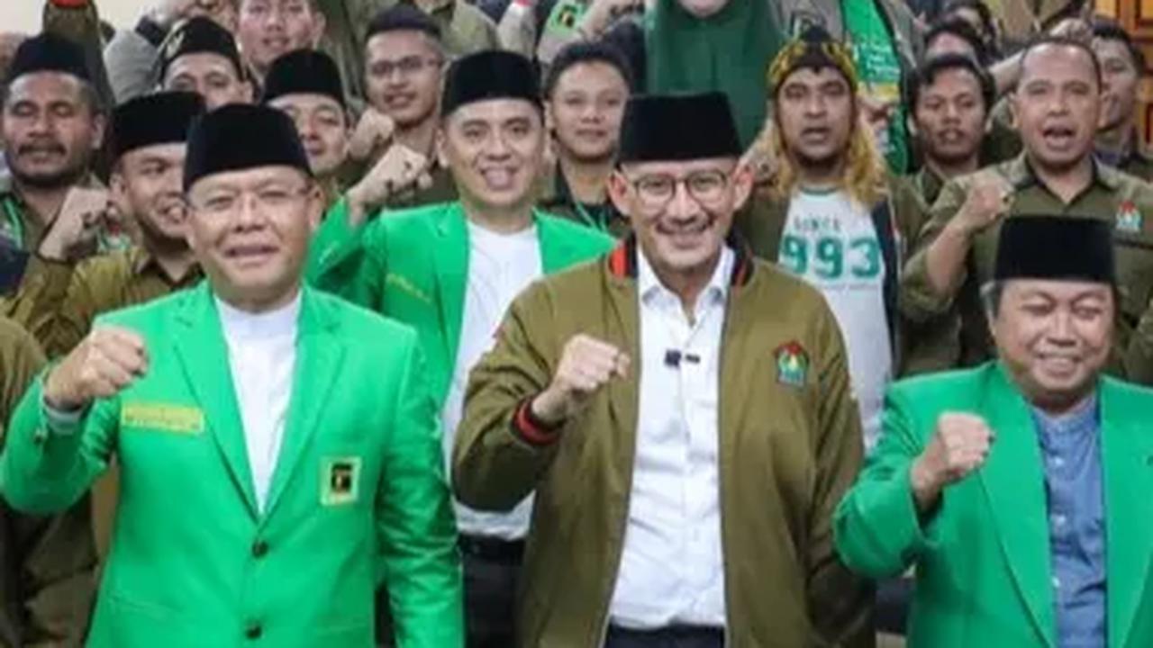Menurut Sandiaga, posisi duduk Mardiono dan Prabowo yang bersebelahan hanya kebetulan saja. Sandi pun menilai bahwa situasi politik sekarang menjadi menarik dan dinamis.