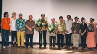 Yayasan Biennale Yogyakarta (YBY) memberikan Lifetime Achievement Award kepada dua orang seniman yang punya dedikasi dan komitmen. (Dok. Biennale Jogja).